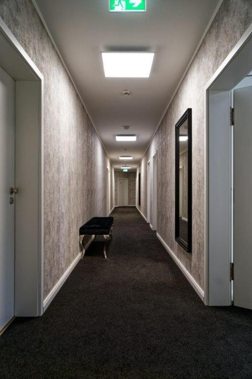 Hotel Dea ゾルタウ エクステリア 写真